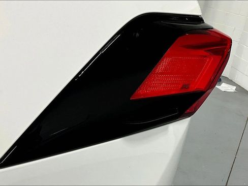 Used 2023 Toyota RAV4 XLE image 41