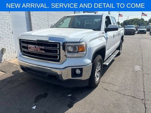 Used 2014 GMC Sierra 1500 SLE w/ SLE Value Package AWD/4WD image 2