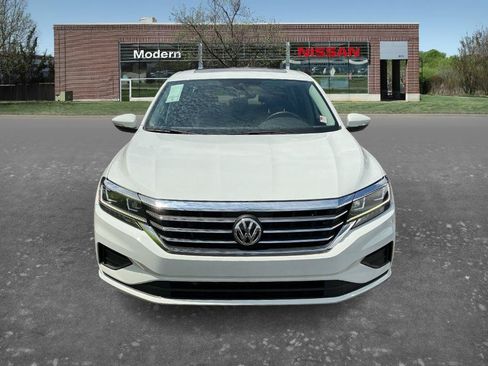Used 2021 Volkswagen Passat 2.0T SE FWD image 6