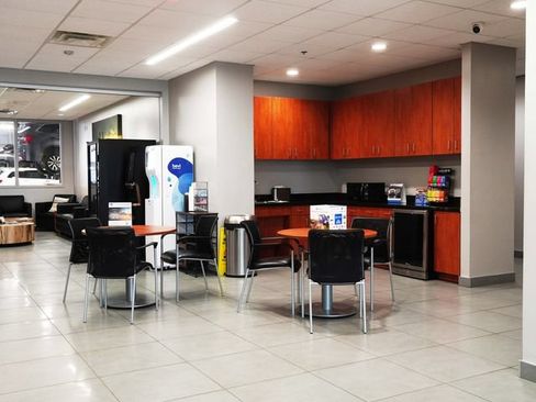 Used 2024 Nissan Titan PRO-4X w/ Pro-4x Convenience Package AWD/4WD image 41