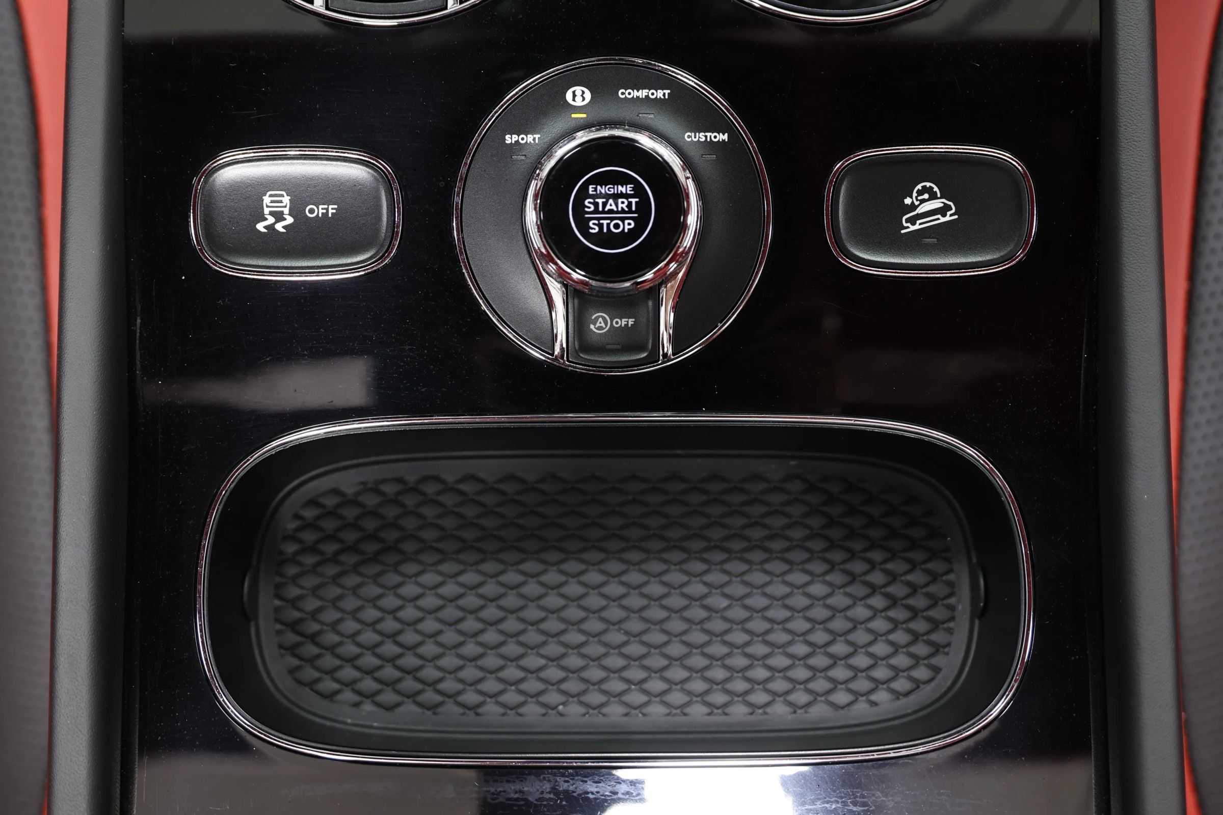 Used 2022 Bentley Bentayga AWD/4WD image 53
