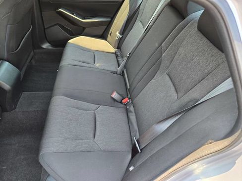 Used 2023 Honda Accord EX image 10
