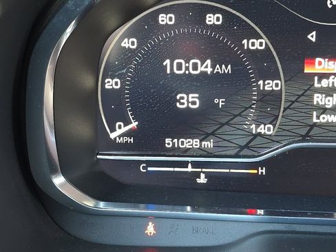 Used 2024 GMC Yukon SLT image 40