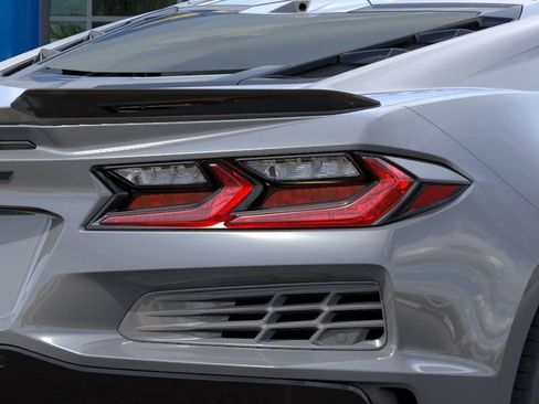 New 2025 Chevrolet Corvette E-Ray image 11