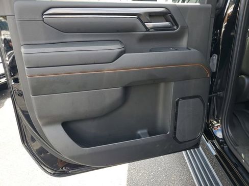 Used 2024 GMC Sierra 2500 AT4 w/ AT4 Premium Plus Package image 24