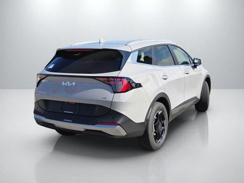 New 2026 Kia Sportage EX AWD/4WD image 4