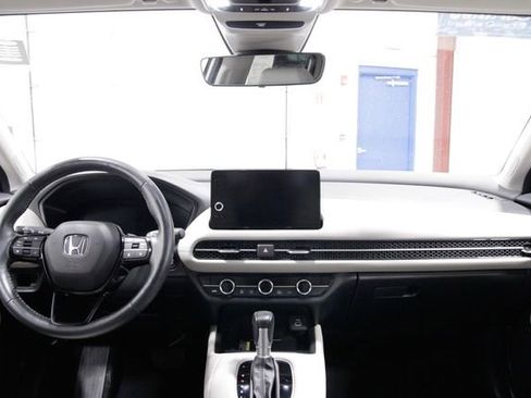 Used 2024 Honda HR-V EX-L image 18