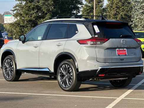 New 2026 Nissan Rogue Platinum w/ Platinum Premium Package AWD/4WD image 6