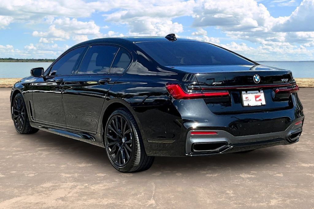 Used 2021 BMW 750i xDrive w/ Executive Package AWD/4WD image 6