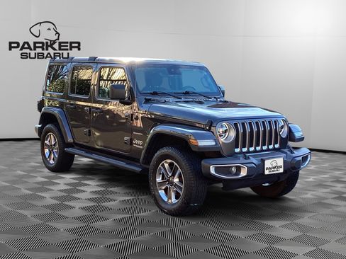Used 2020 Jeep Wrangler Unlimited Sahara image 7