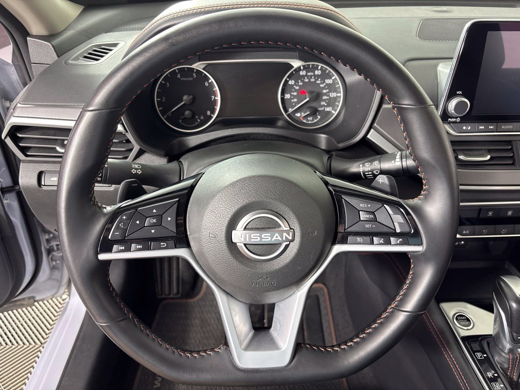 Used 2025 Nissan Altima 2.5 SR FWD image 33