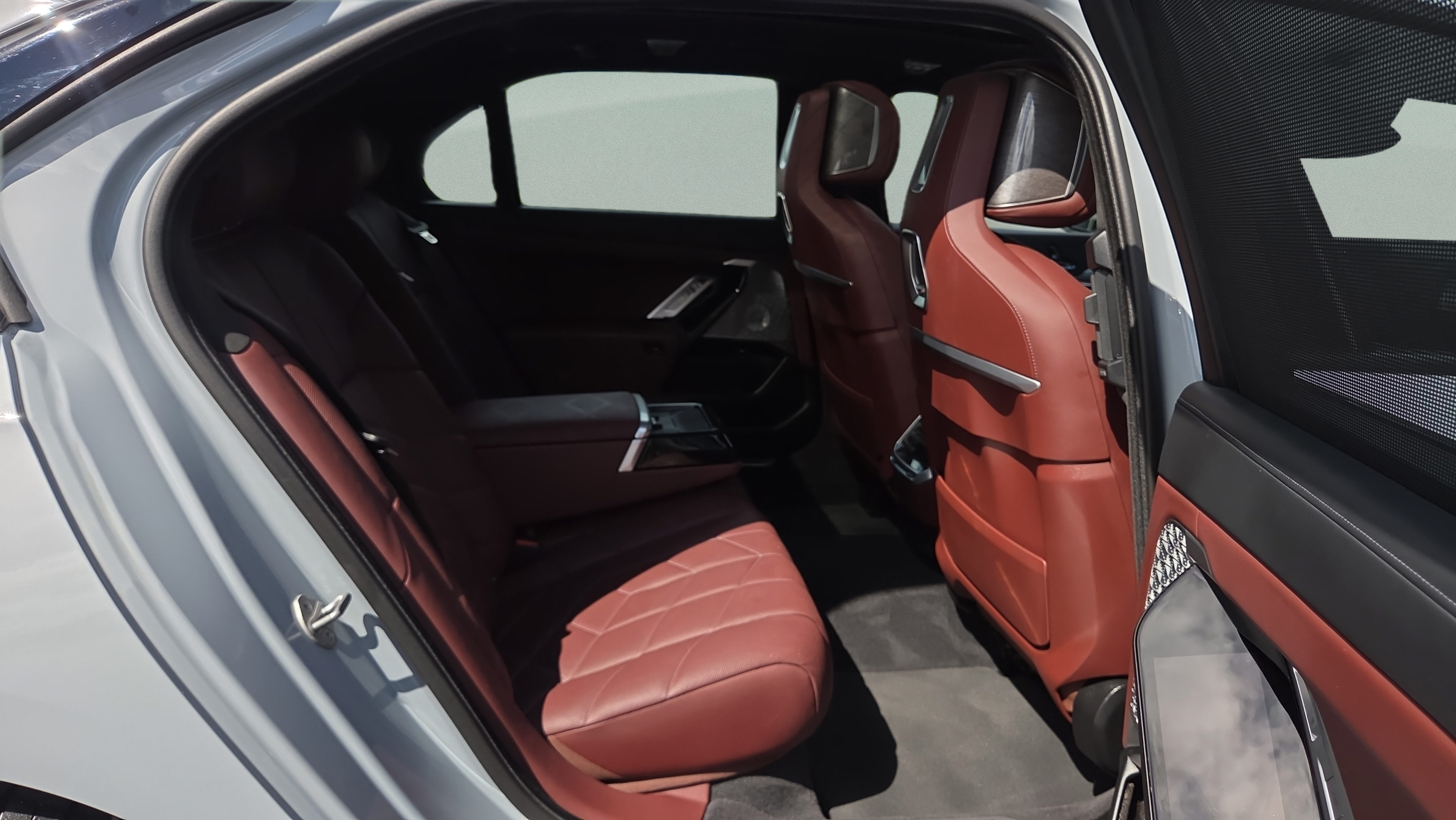 Certified 2023 BMW i7 xDrive60 AWD/4WD image 14