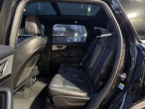 Used 2019 Audi Q7 2.0T Premium w/ Cold Weather Package image 10