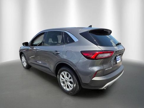 Certified 2024 Ford Escape Active FWD image 3