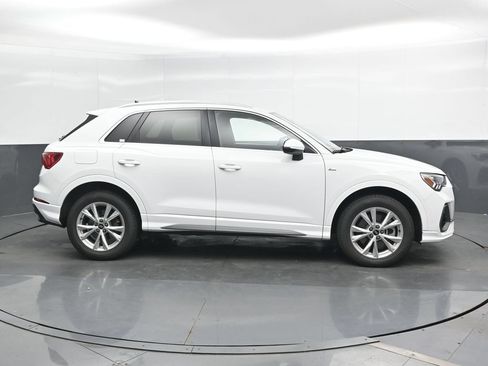 Used 2024 Audi Q3 2.0T Premium AWD/4WD image 4