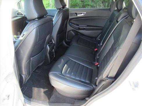 Used 2024 Ford Edge SEL AWD/4WD image 30