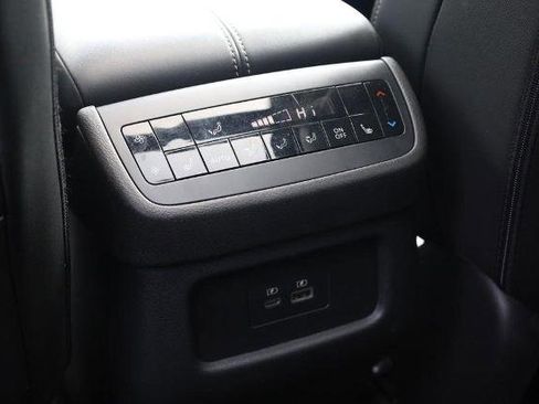 Certified 2024 Nissan Pathfinder SL w/ SL Premium Package AWD/4WD image 28
