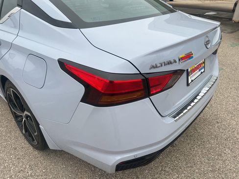 Certified 2023 Nissan Altima 2.5 SR image 32