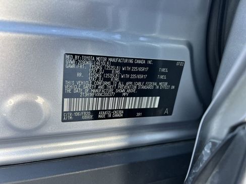 Used 2022 Toyota RAV4 LE image 36
