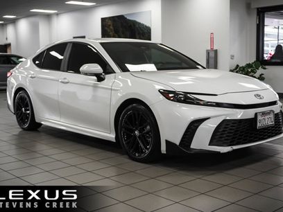 Used 2025 Toyota Camry SE
