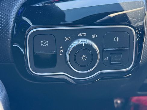 Certified 2022 Mercedes-Benz CLA 250 4MATIC image 14