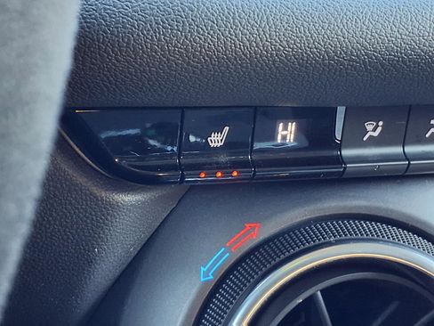 Used 2020 Chevrolet Blazer LT image 5