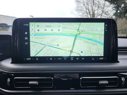 New 2026 Lincoln Aviator AWD image 16