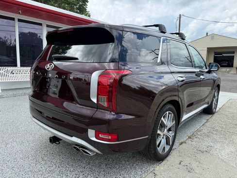 Used 2022 Hyundai Palisade Limited FWD image 13