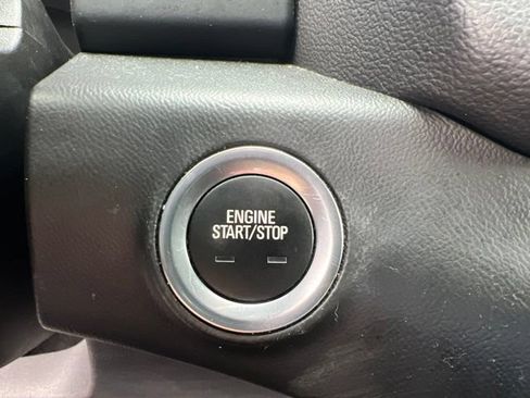 Used 2021 GMC Terrain SLE FWD image 22