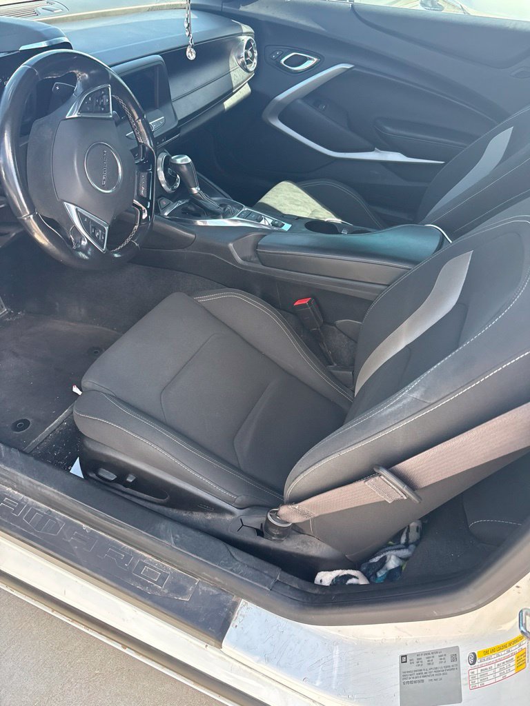 Used 2017 Chevrolet Camaro LT RWD image 16