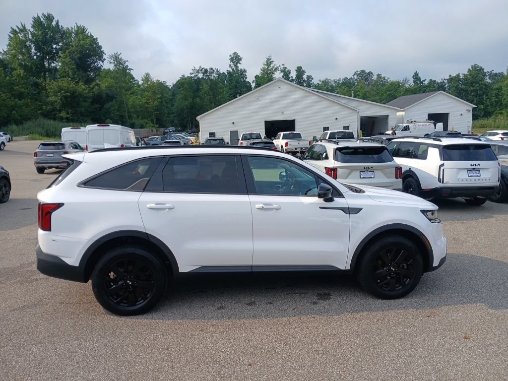 Certified 2021 Kia Sorento S AWD/4WD image 6