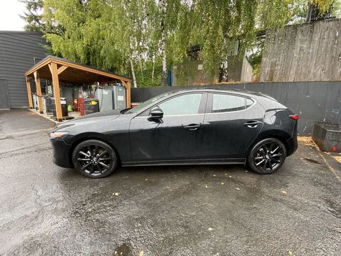 Used 2024 MAZDA MAZDA3 s FWD image 3