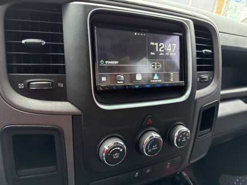 Used 2018 RAM 2500 Tradesman w/ Chrome Appearance Group image 8