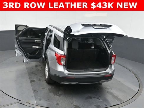 Used 2024 Ford Explorer XLT w/ Equipment Group 202A image 51