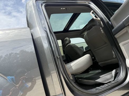 Used 2015 Ford F150 XLT w/ Equipment Group 302A Luxury AWD/4WD image 19
