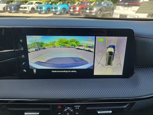 New 2025 Nissan Kicks SR w/ SR Premium Package image 16