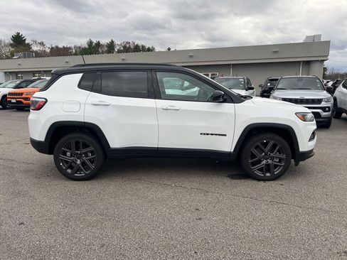 New 2026 Jeep Compass Limited image 8