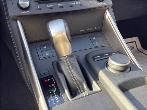 Used 2016 Lexus IS 300 AWD w/ Premium Package image 16