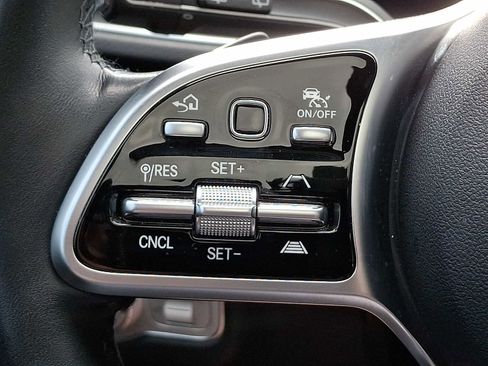 Used 2023 Mercedes-Benz GLE 350 4MATIC image 28