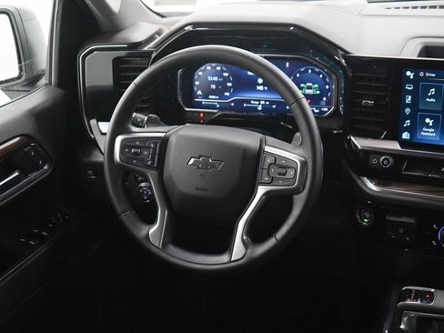 Used 2023 Chevrolet Silverado 1500 RST w/ Convenience Package II AWD/4WD image 14