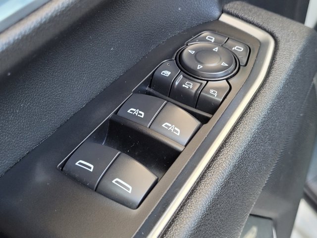 Used 2025 Chevrolet Silverado 2500 LTZ AWD/4WD image 14