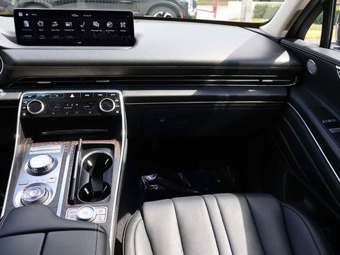 Used 2024 Genesis GV80 2.5T image 43