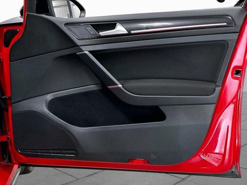 Used 2017 Volkswagen GTI Sport FWD image 22