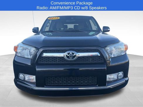Used 2011 Toyota 4Runner SR5 image 2