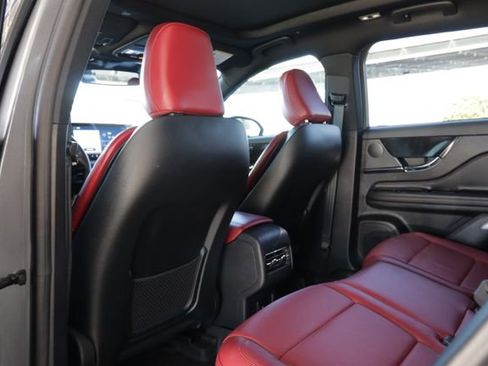 Used 2024 Lincoln Corsair Grand Touring image 28