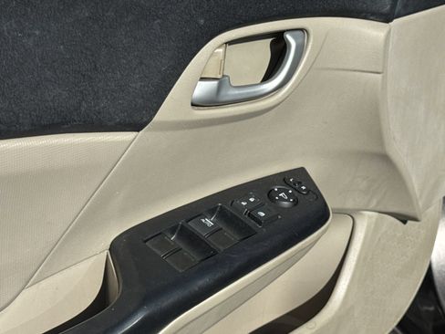 Used 2012 Honda Civic LX image 18