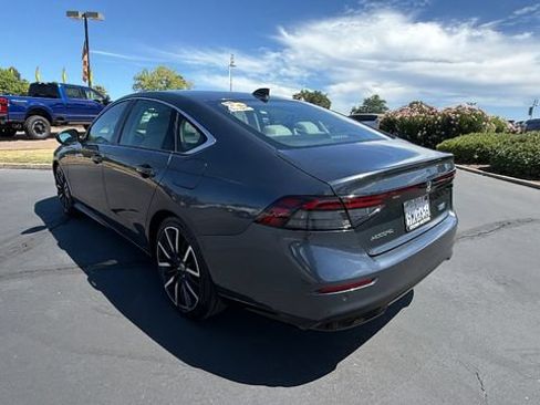 Used 2024 Honda Accord Touring image 6