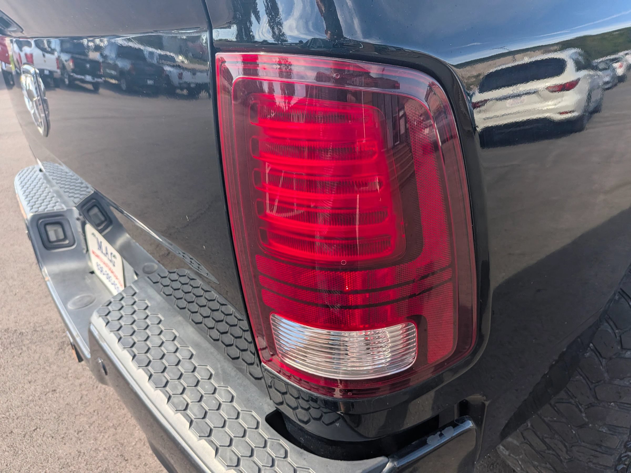 Used 2014 RAM 1500 Sport w/ Convenience Group AWD/4WD image 17