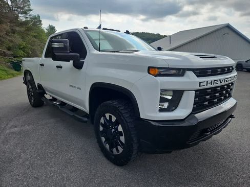 Used 2020 Chevrolet Silverado 2500 Custom w/ Custom Value Package AWD/4WD image 7