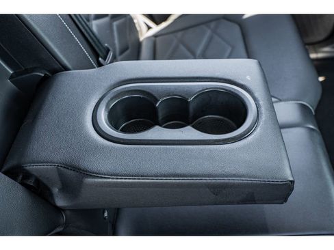 Used 2024 Volkswagen Atlas SE image 27